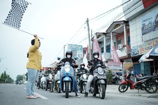 PT CDN dengan generasi muda dengan Honda Scoopy Bangkinang (foto/ist)